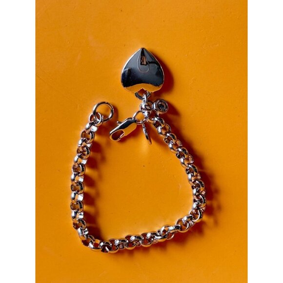 First Love Single Strand Heart Charm Bracelet 7 1/4" - Picture 6 of 6